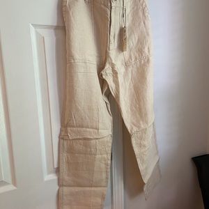 Sanctuary cargo pants. NWT 30. Color Is Khaki. Beautiful!